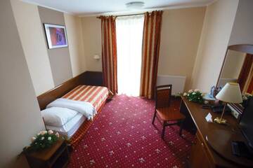 Фото номера Одноместный номер Отель Hotel Novum &amp; Spa г. Неполомице 7